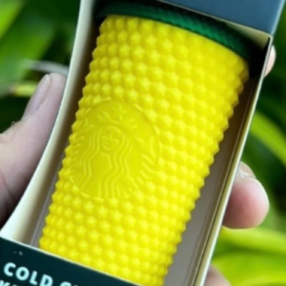 Hawaii collection Pineapple Starbucks cold cup keychain ornament new in box